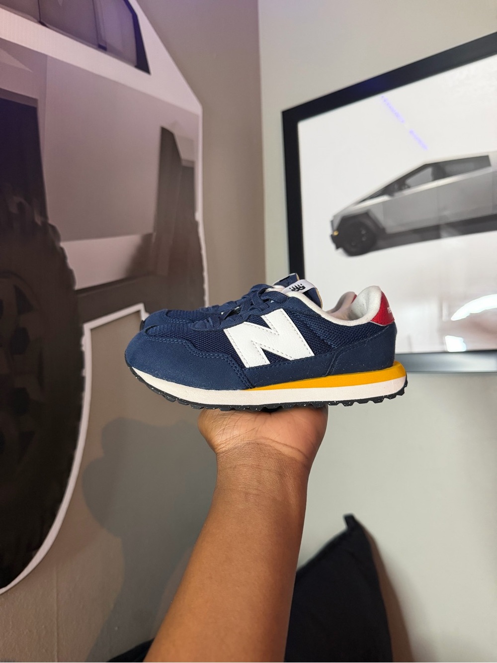 New Balance Kids Navy White Yellow Accent Retro Trainer Wide Fit